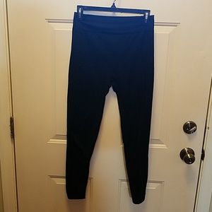 ** 2 / $15 ** Kathy Leggings
